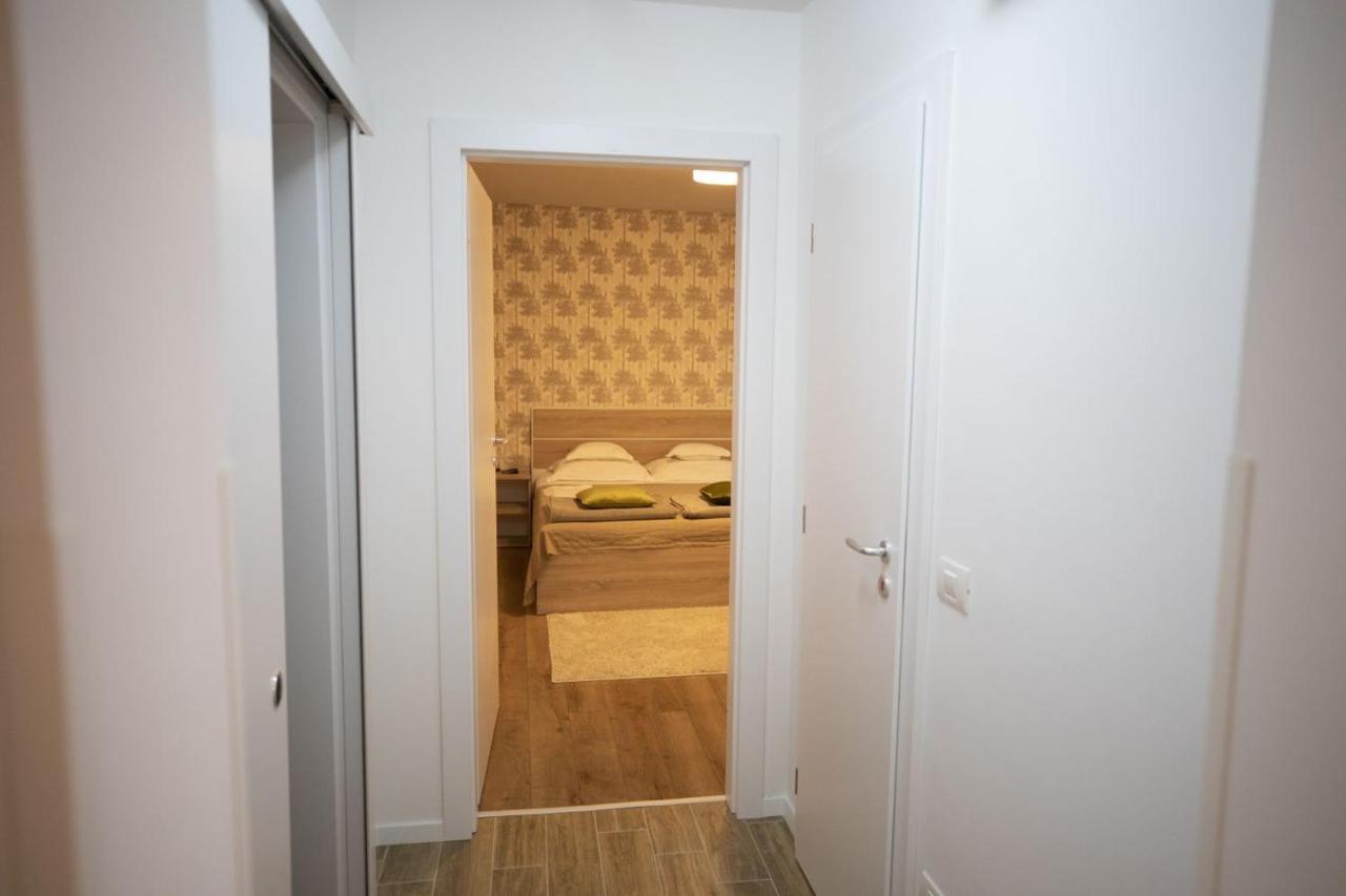 Smp Apartment 3 Timişoara Extérieur photo